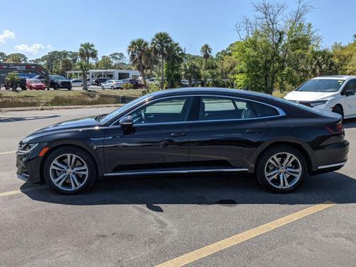 2022 Volkswagen Arteon 2.0T SE