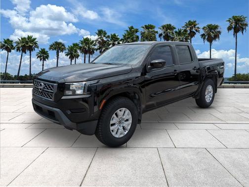 Super Black 2022 Nissan Frontier SV