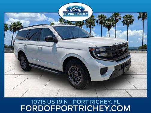 White Metallic 2025 Ford Expedition Active