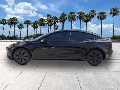 2025 Tesla Model 3 Long Range