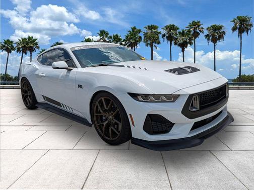 Oxford White 2025 Ford Mustang GT Premium