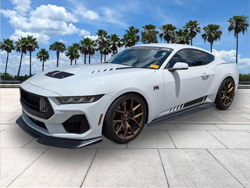 Oxford White 2025 Ford Mustang GT Premium