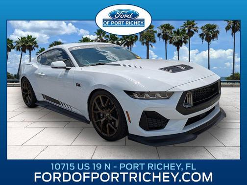 Oxford White 2025 Ford Mustang GT Premium