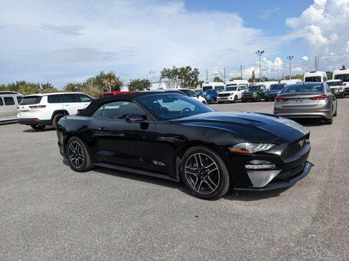 2022 Ford Mustang EcoBoost Premium