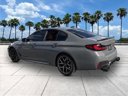 2021 BMW 540 540i