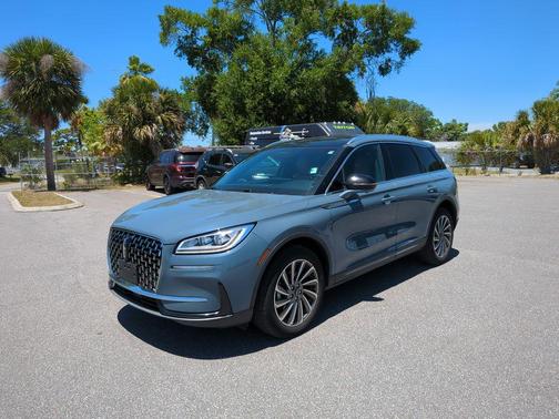 Whisper Blue Metallic Clearcoat 2023 Lincoln Corsair Reserve