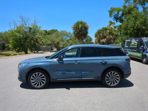 Whisper Blue Metallic Clearcoat 2023 Lincoln Corsair Reserve
