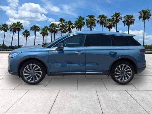 Whisper Blue Metallic Clearcoat 2023 Lincoln Corsair Reserve