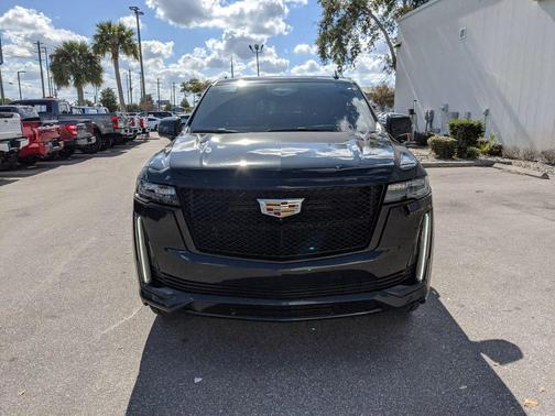 2022 Cadillac Escalade ESV Sport