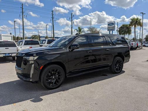 2022 Cadillac Escalade ESV Sport