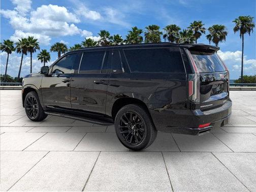 2022 Cadillac Escalade ESV Sport