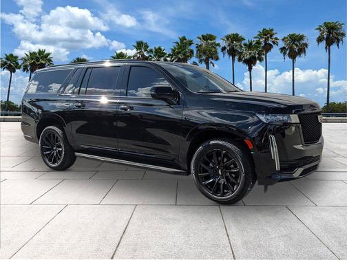 2022 Cadillac Escalade ESV Sport