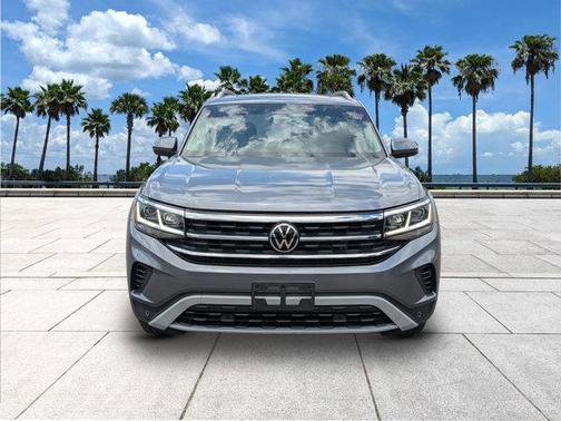 Platinum Gray Metallic 2022 Volkswagen Atlas 3.6L SEL