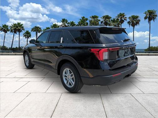 Agate Black Metallic 2026 Ford Explorer Active