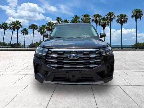 Agate Black Metallic 2026 Ford Explorer Active