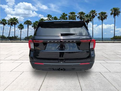 Agate Black Metallic 2026 Ford Explorer Active