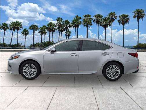 Silver 2017 Lexus ES 350 Base