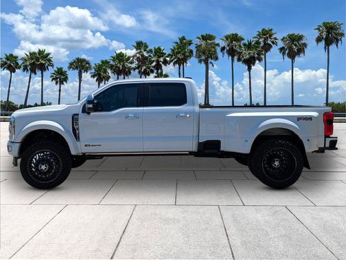 Star White Metallic Tri-Coat 2024 Ford F-450 Platinum