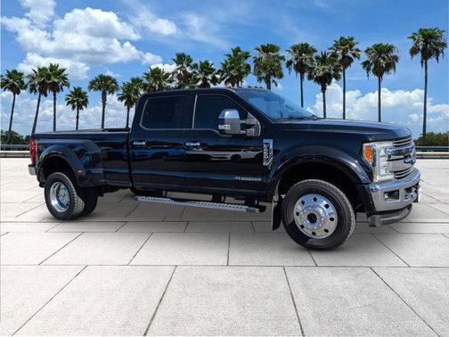 2017 Ford F-450 Lariat