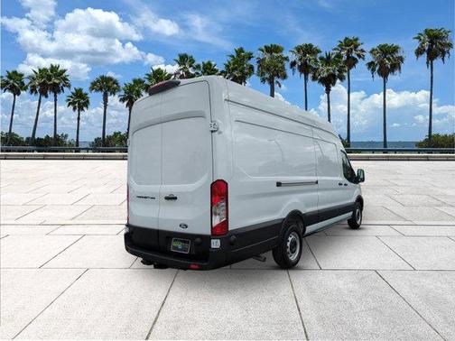 Oxford White 2026 Ford Transit-250 Base