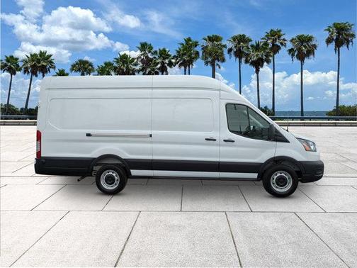 Oxford White 2026 Ford Transit-250 Base