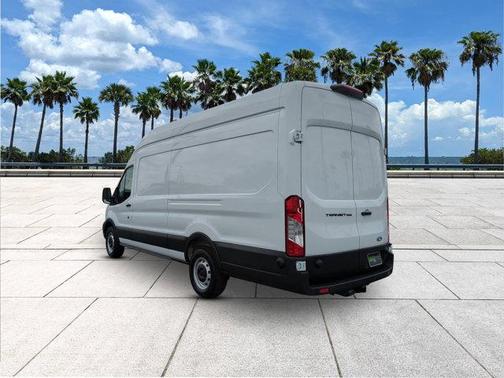 Oxford White 2026 Ford Transit-250 Base