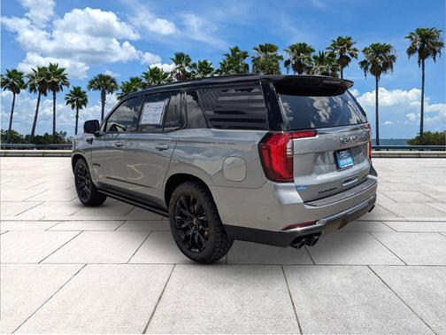 Sterling Metallic 2026 GMC Yukon 4WD AT4