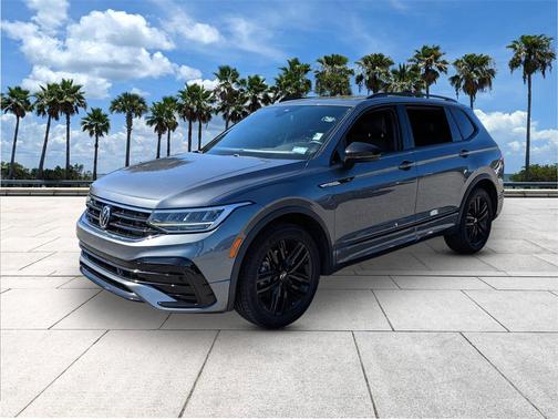 2022 Volkswagen Tiguan 2.0T SE R-Line Black
