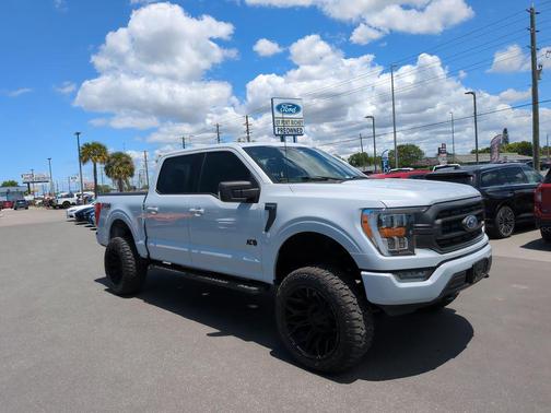 Space White Metallic 2021 Ford F-150 XLT