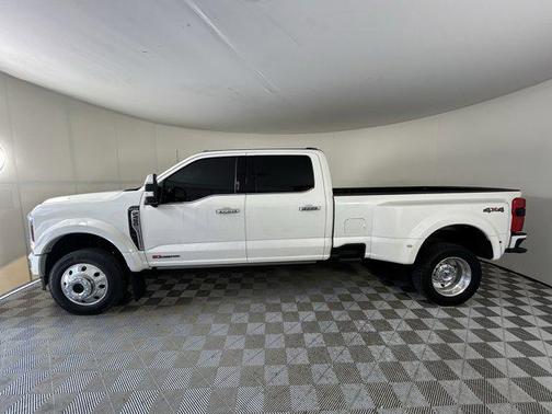 2024 Ford F-450 Platinum