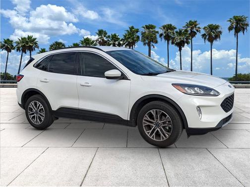 2022 Ford Escape SEL