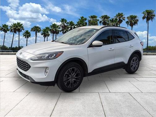 2022 Ford Escape SEL