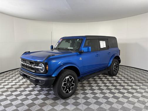 2023 Ford Bronco Outer Banks