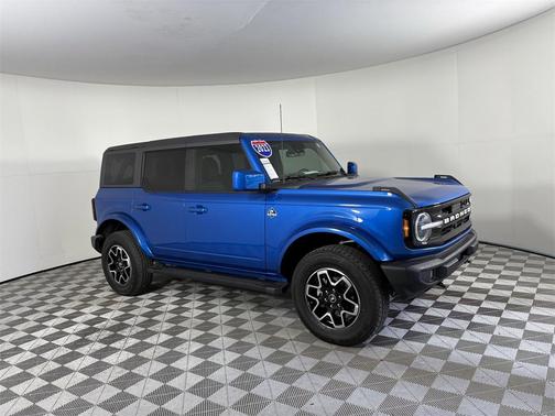 2023 Ford Bronco Outer Banks