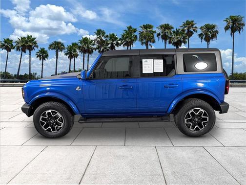 2023 Ford Bronco Outer Banks