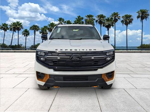 2025 Ford Expedition Tremor