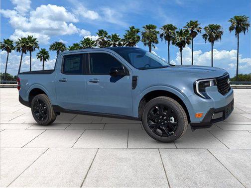 Azure Gray Metallic Tri-Coat 2026 Ford Maverick Lariat