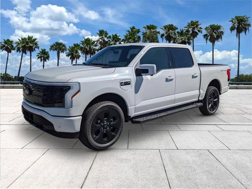 2025 Ford F-150 Lightning Platinum