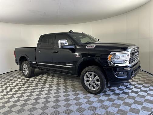 2024 RAM 2500 Limited Crew Cab 4x4 6'4' Box