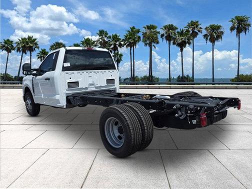 2025 Ford F-350 XL