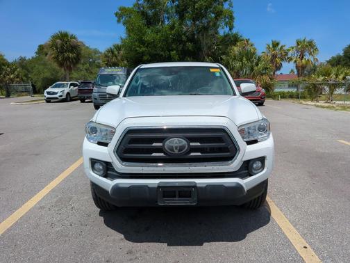 Super White 2021 Toyota Tacoma SR5