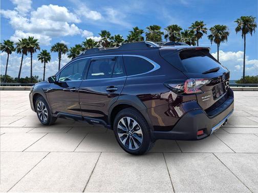 2025 Subaru Outback Touring XT