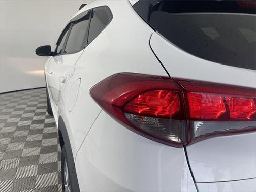 2018 Hyundai TUCSON SEL Plus