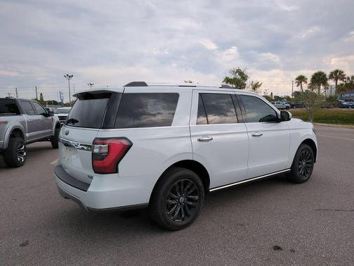 Oxford White 2021 Ford Expedition Limited