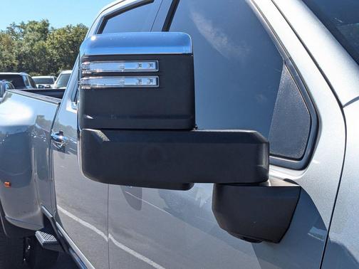 Sterling Gray Metallic 2024 Chevrolet Silverado 3500 High Country