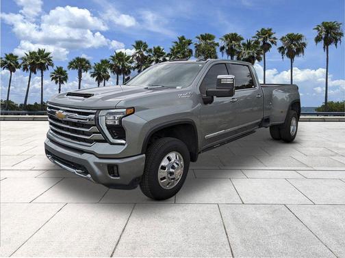 Sterling Gray Metallic 2024 Chevrolet Silverado 3500 High Country