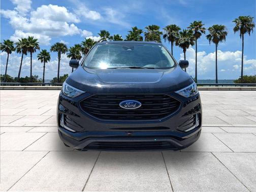 Agate Black Metallic 2024 Ford Edge SEL