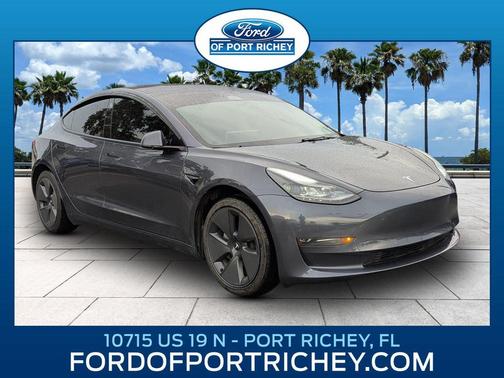 Midnight Silver Metallic 2022 Tesla Model 3 Long Range