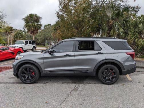 2023 Ford Explorer ST
