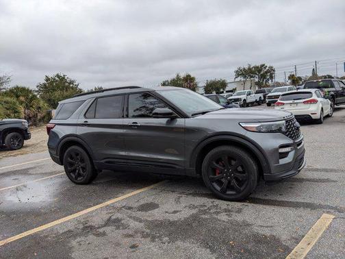2023 Ford Explorer ST